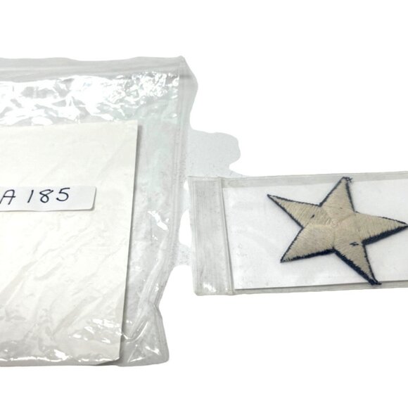 Set Of Two American Flag Stars With Sentimental Note - Picture 5 of 5